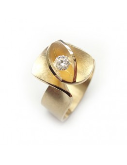 GEELGOUDEN CARDILLAC RING MET 0.25CRT VVS W - 59224